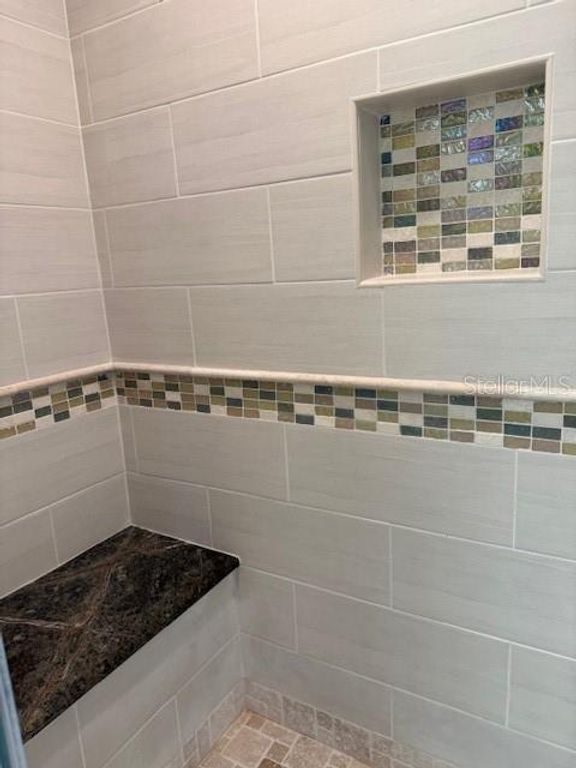 Image 26 of property listing at 121 W NORTH STREET, Tampa, FL 33604