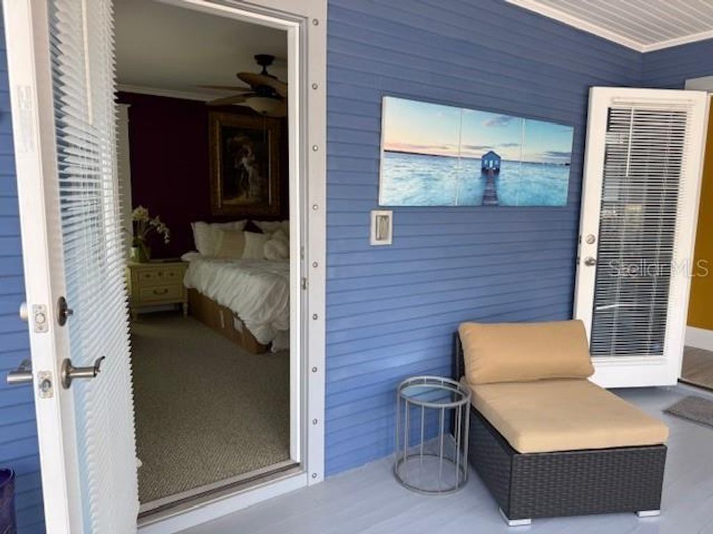 Image 35 of property listing at 121 W NORTH STREET, Tampa, FL 33604