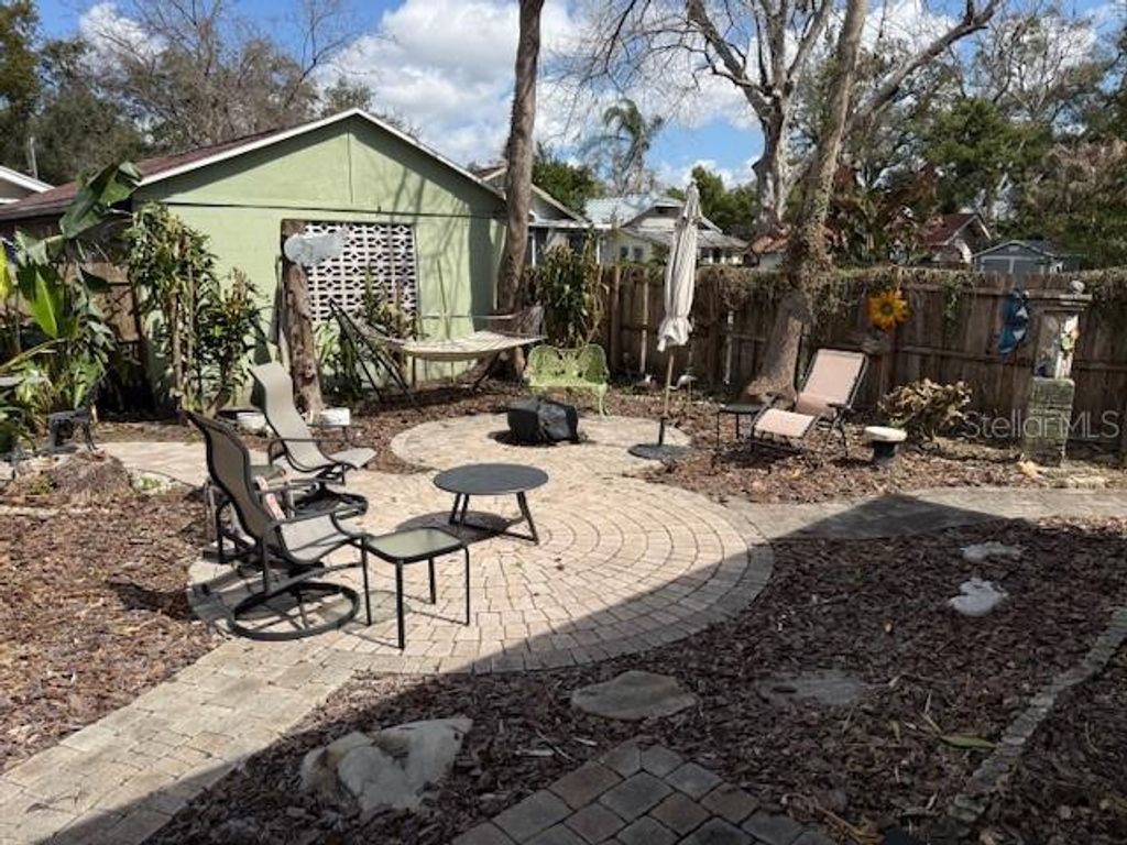 Image 56 of property listing at 121 W NORTH STREET, Tampa, FL 33604