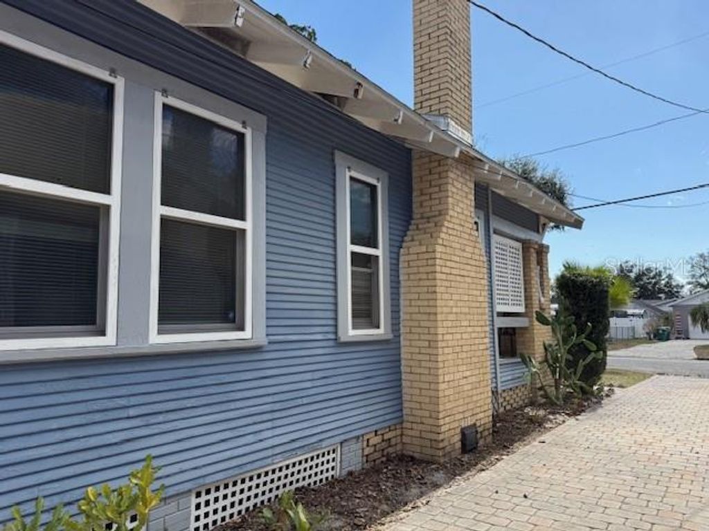 Image 61 of property listing at 121 W NORTH STREET, Tampa, FL 33604