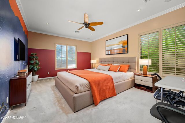 6720 S CRESTVIEW Drive, Gilbert, AZ 85298