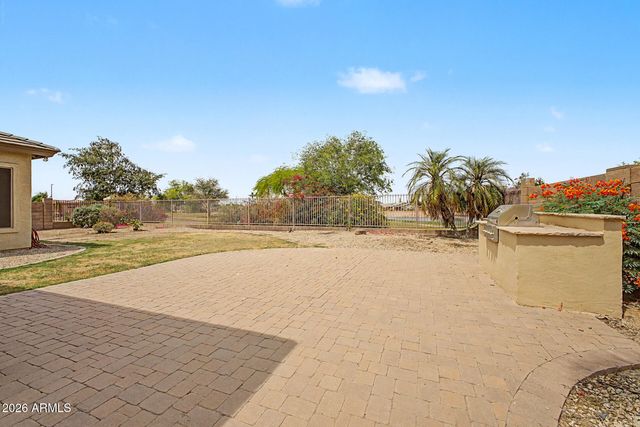 6720 S CRESTVIEW Drive, Gilbert, AZ 85298