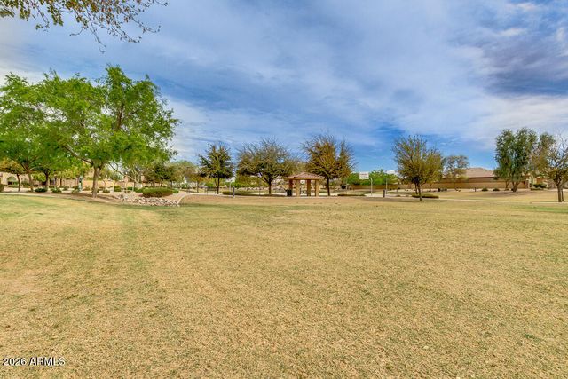 6720 S CRESTVIEW Drive, Gilbert, AZ 85298