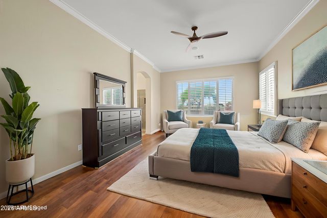 6720 S CRESTVIEW Drive, Gilbert, AZ 85298