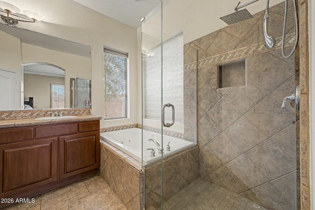 6720 S CRESTVIEW Drive, Gilbert, AZ 85298