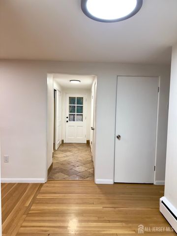 1 High Acres Drive, Ewing, NJ 08628