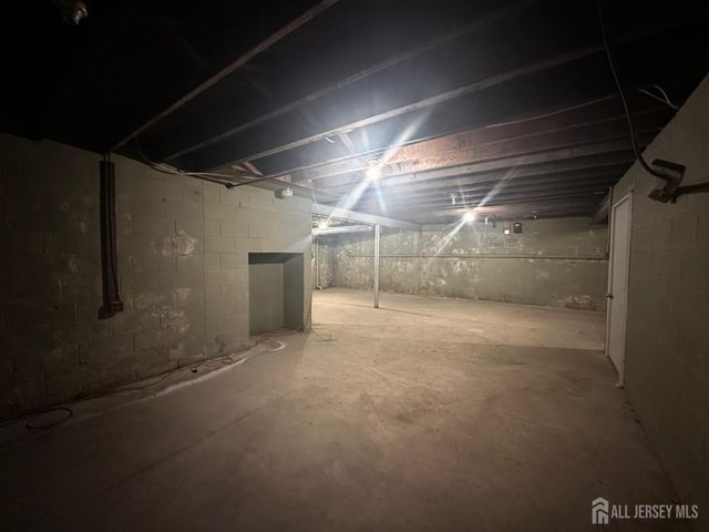 1 High Acres Drive, Ewing, NJ 08628