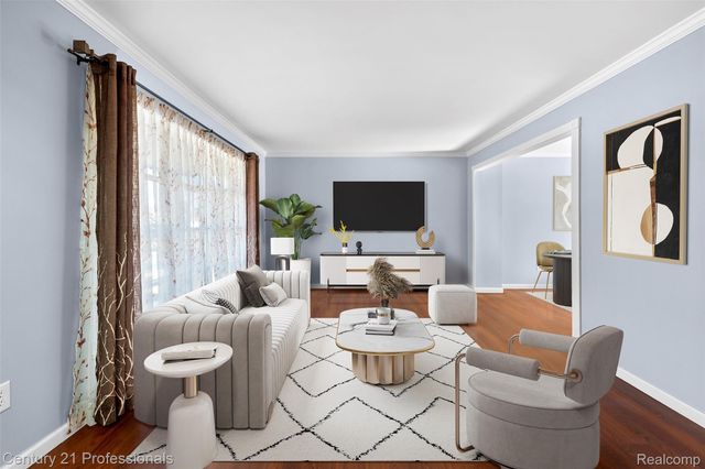 1580 Crimson Drive, Troy, MI 48083