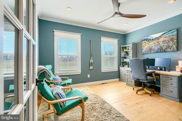 2553 HANOVER PIKE, Hampstead, MD 21074