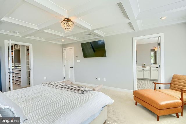 2553 HANOVER PIKE, Hampstead, MD 21074