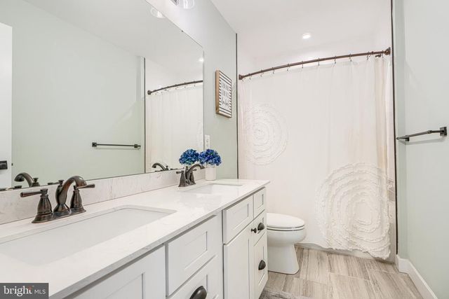 2553 HANOVER PIKE, Hampstead, MD 21074