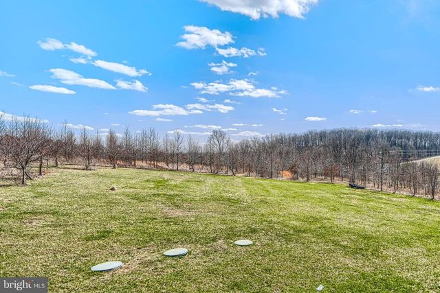 2553 HANOVER PIKE, Hampstead, MD 21074