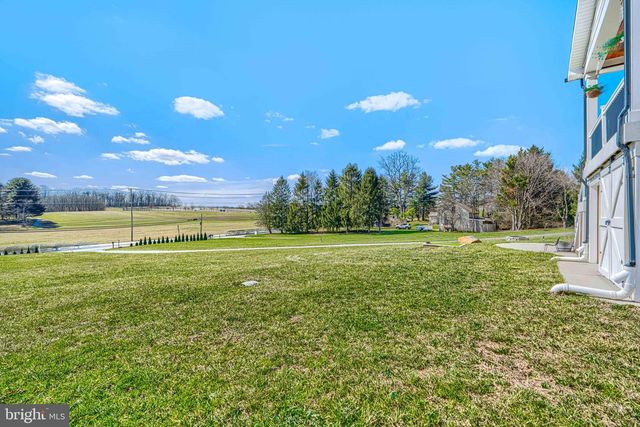 2553 HANOVER PIKE, Hampstead, MD 21074