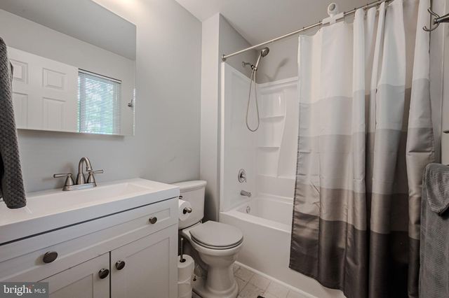 41 SHERIN DR, Newark, DE 19702