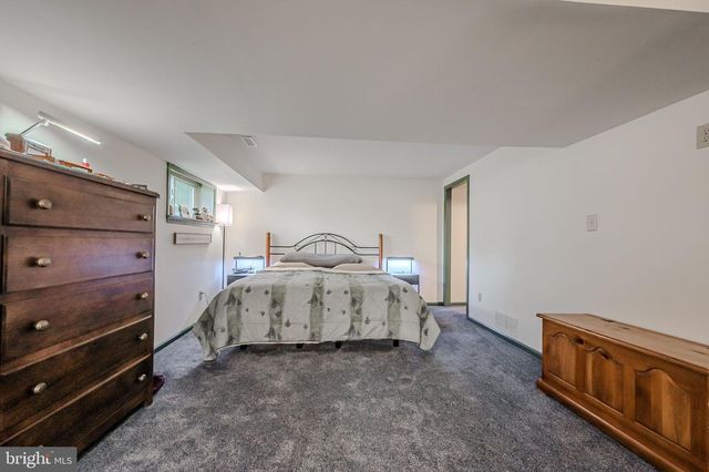 41 SHERIN DR, Newark, DE 19702