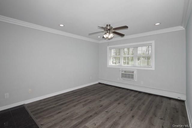 118 Carleton Avenue 2B, Islip Terrace, NY 11752