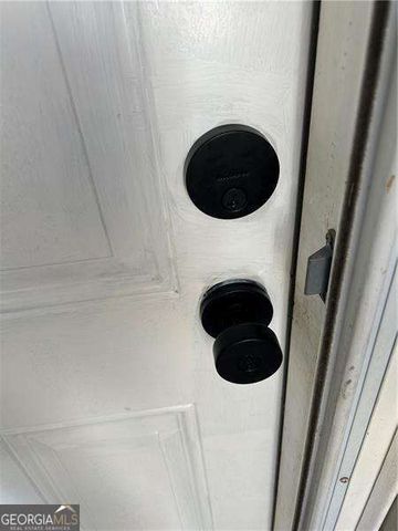 8560 Creekwood Way, Jonesboro, GA 30238