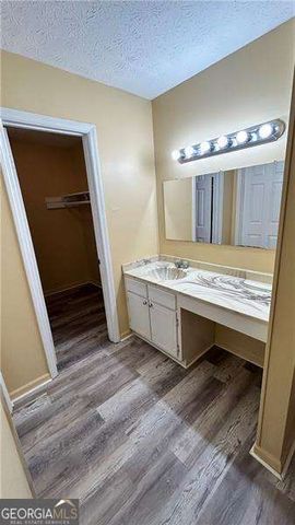 8560 Creekwood Way, Jonesboro, GA 30238