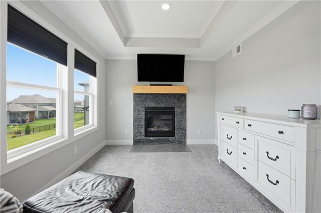 2063 NW O'Brien Road, Lee's Summit, MO 64081