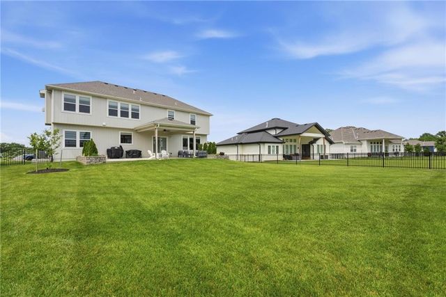 2063 NW O'Brien Road, Lee's Summit, MO 64081