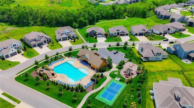 2063 NW O'Brien Road, Lee's Summit, MO 64081