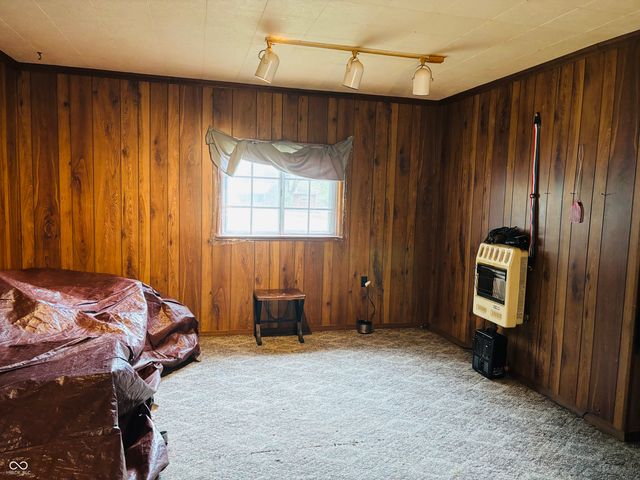 875 W Malone Drive, Connersville, IN 47331