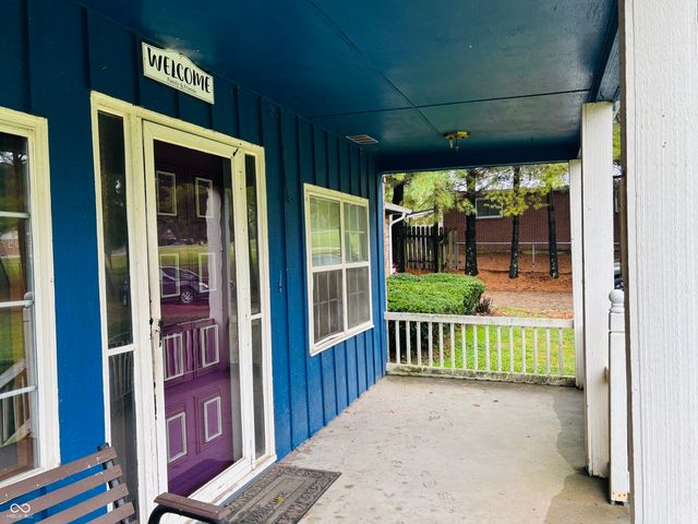 875 W Malone Drive, Connersville, IN 47331