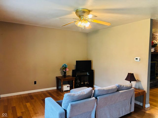 875 W Malone Drive, Connersville, IN 47331