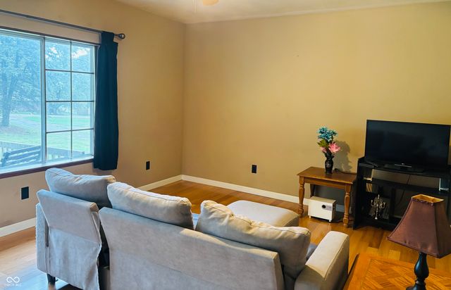 875 W Malone Drive, Connersville, IN 47331