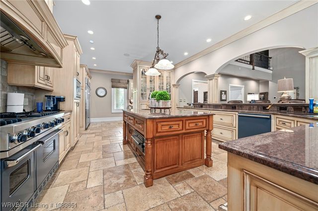 3201 Leigh's Hollow Lane, Fort Smith, AR 72903