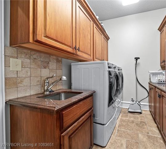 3201 Leigh's Hollow Lane, Fort Smith, AR 72903