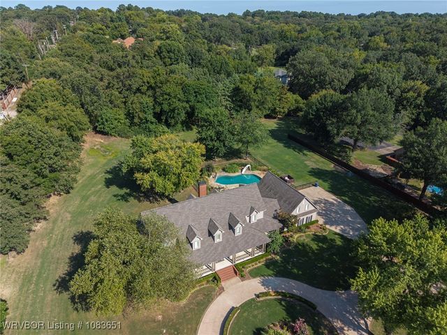 3201 Leigh's Hollow Lane, Fort Smith, AR 72903