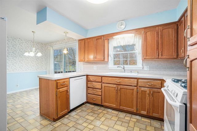 328 Thomas Street, Allegan, MI 49010