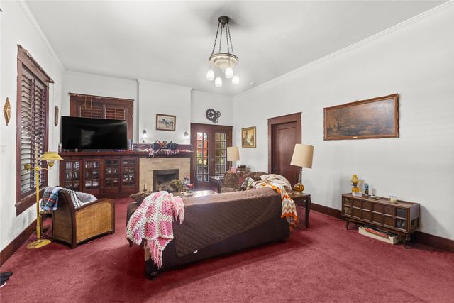 300 Hickory Street, Honey Grove, TX 75446