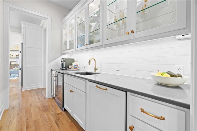 10710 W 173rd Terrace, Overland Park, KS 66221
