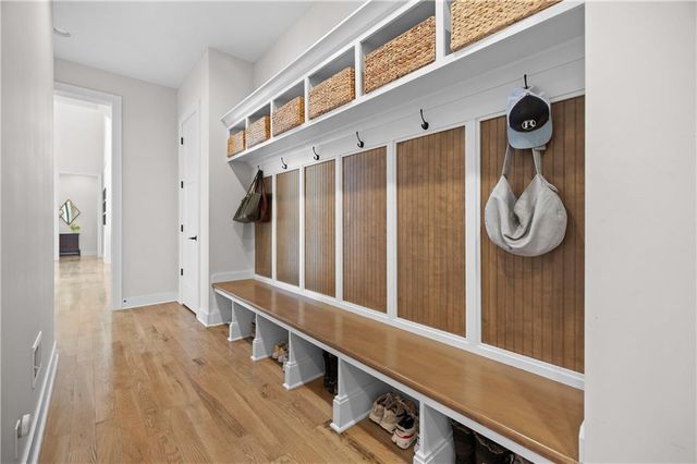 10710 W 173rd Terrace, Overland Park, KS 66221