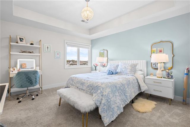 10710 W 173rd Terrace, Overland Park, KS 66221