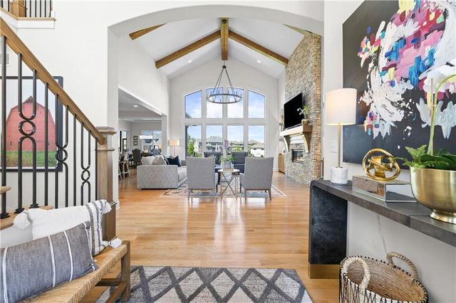 10710 W 173rd Terrace, Overland Park, KS 66221