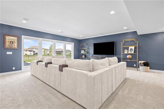 10710 W 173rd Terrace, Overland Park, KS 66221