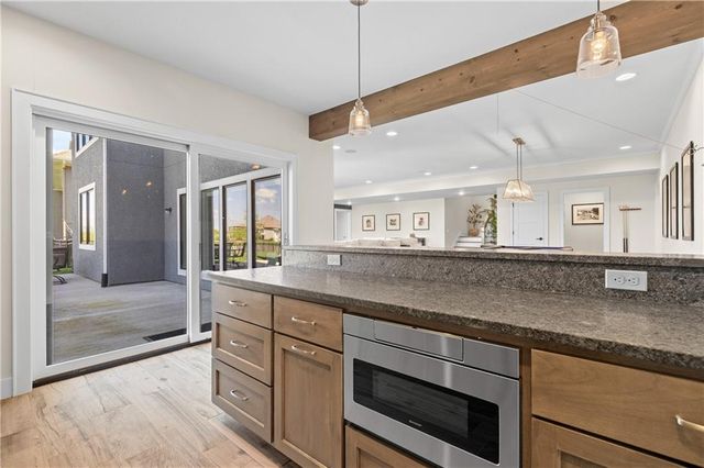 10710 W 173rd Terrace, Overland Park, KS 66221