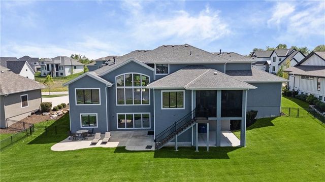 10710 W 173rd Terrace, Overland Park, KS 66221