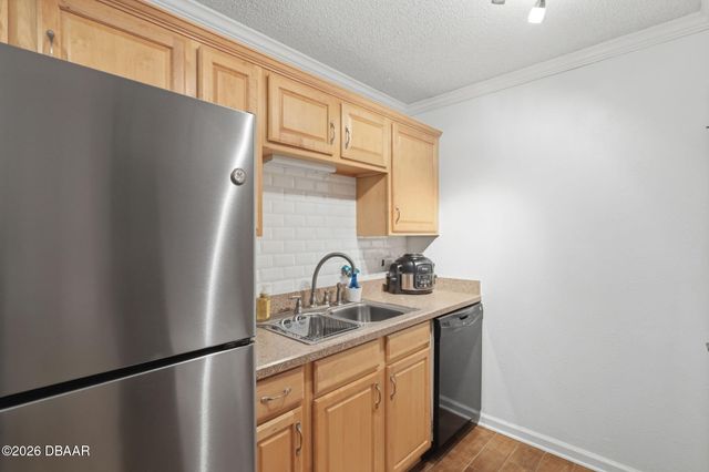 1600 Big Tree Rd Unit G7, Daytona Beach, FL 32119