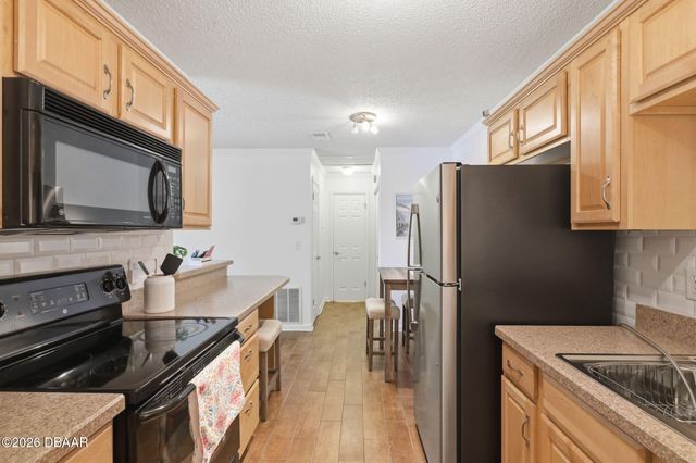 1600 Big Tree Rd Unit G7, Daytona Beach, FL 32119