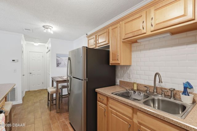 1600 Big Tree Rd Unit G7, Daytona Beach, FL 32119