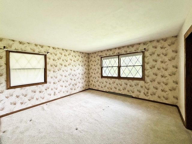 N93W25235 Crestwood Drive, Sussex, WI 53089