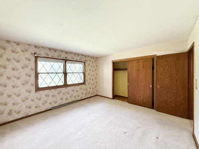 N93W25235 Crestwood Drive, Sussex, WI 53089