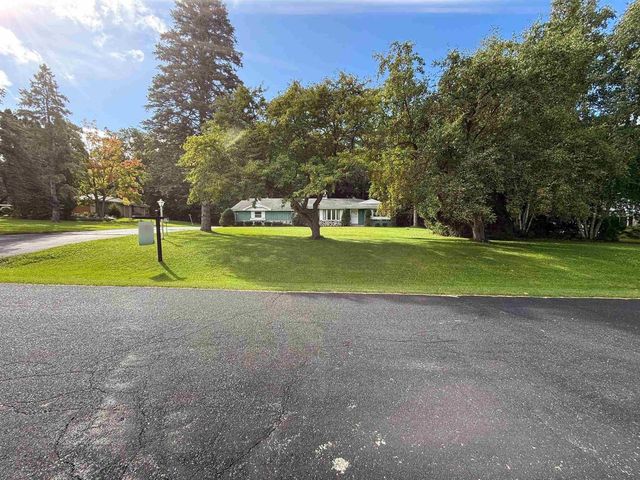N93W25235 Crestwood Drive, Sussex, WI 53089