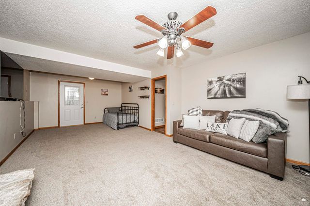 3223 Weaver Drive, Milford, KS 66514