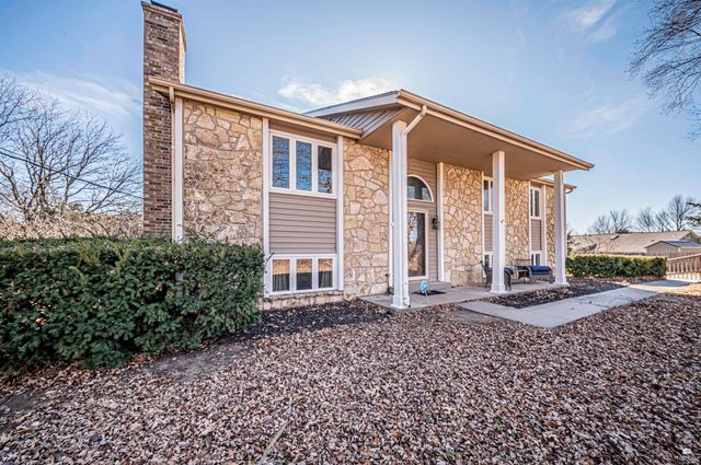 3223 Weaver Drive, Milford, KS 66514