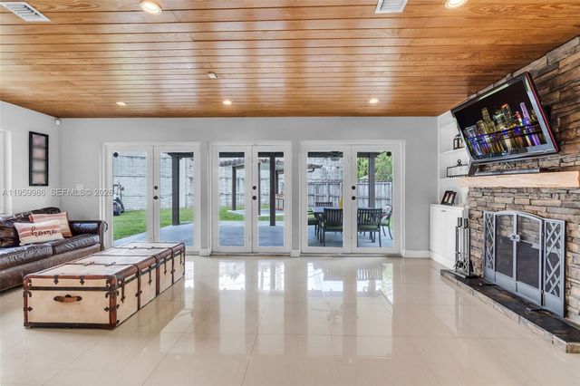 9091 SW 49th Street, Cooper City, FL 33328